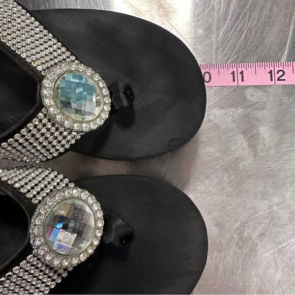 Lilypad Womens Black Sandals Flip Flops Rhinestones Bling Size 7.5 - Picture 1 of 3